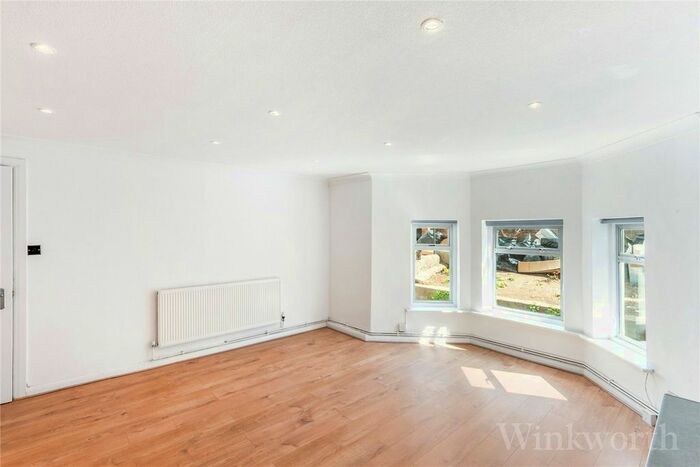 2 Bedroom Flat To Rent In Musgrove Road, London, SE14