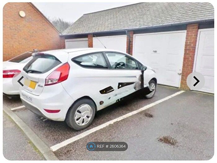 3 Bedroom Flat To Rent In Duckmill Crescent, Bedford, MK42