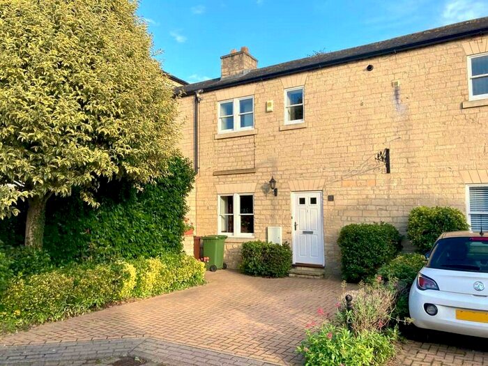 2 Bedroom End Of Terrace House To Rent In Spa Mews, Boston Spa, LS23