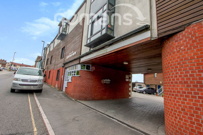 2 Bedroom Apartment To Rent In Clifton View, - Bedminster Down Road, BS13