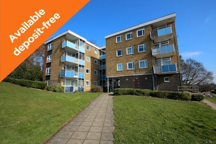 1 Bedroom Flat To Rent In Deposit Alternative Available Byron Road, Thornhill, SO19