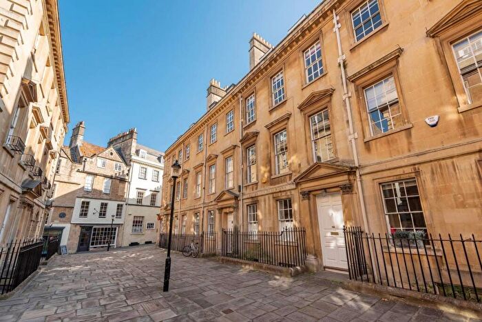 1 Bedroom Apartment To Rent In North Parade Buildings, Bath, BA1
