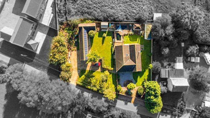 5 Bedroom Detached Bungalow For Sale In Dowsdale Bank, Whaplode Drove, Spalding, PE12