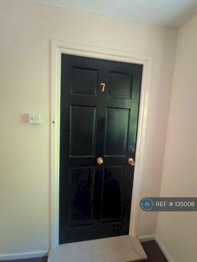 2 Bedroom Flat To Rent In St Anns Road, Manchester, M25