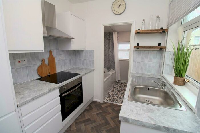 3 Bedroom House To Rent In Cardiff Road, Aberdare, CF44