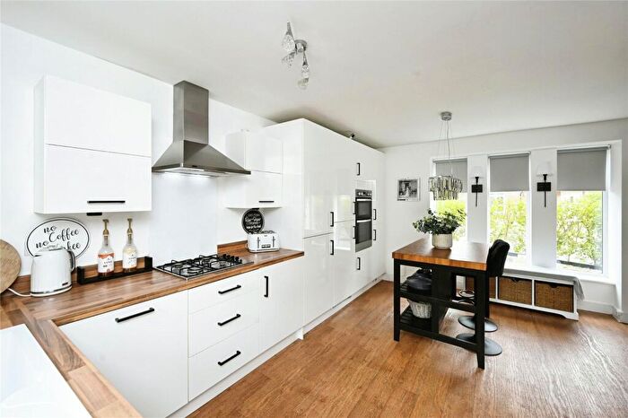 3 Bedroom Semi-Detached House For Sale In Meden Avenue, New Houghton, Mansfield, Derbyshire, NG19