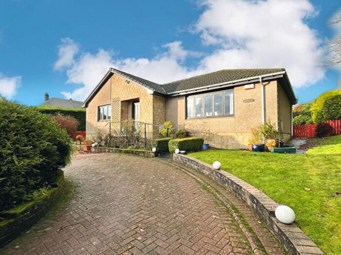 4 Bedroom Detached Bungalow For Sale In Easthaven, Springbank Lane, Milnathort, KY13