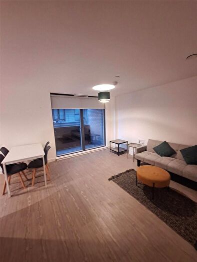 2 Bedroom House To Rent In The Landmark, Craven Street, Salford, M5