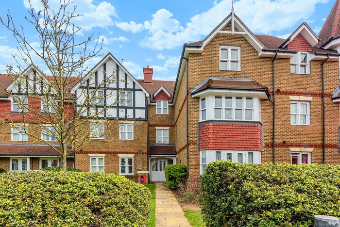 1 Bedroom Flat To Rent In Bromley Road, London, SE6