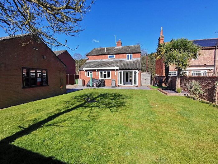 4 Bedroom Detached House For Sale In Old Yarmouth Road, Ellingham, Bungay, NR35