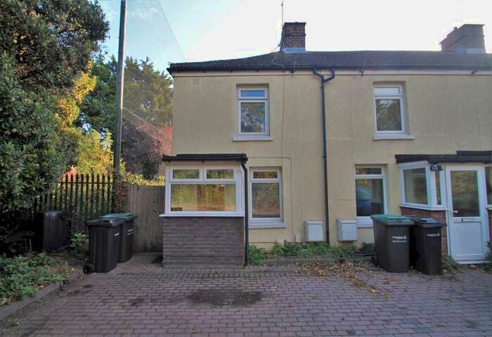 2 Bedroom End Of Terrace House To Rent In Wrotham Road, Gravesend, Kent, DA11