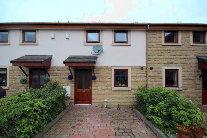 3 Bedroom Town House For Sale In Croft Mews, Milnrow, Rochdale, OL16