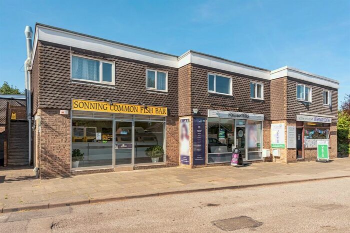 2 Bedroom Apartment To Rent In Sonning Common, Reading, RG4
