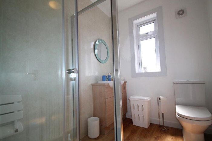 3 Bedroom Cottage To Rent In Craigie Avenue, Dundee, DD4