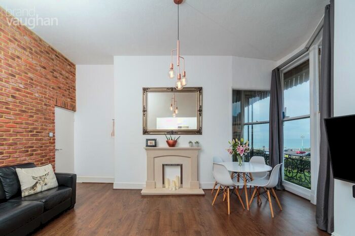 1 Bedroom Flat To Rent In Bedford Square, Brighton, BN1