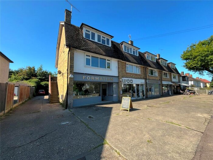 3 Bedroom Apartment To Rent In Barnstaple Road, Southend-on-Sea, Essex, SS1