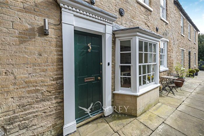 4 Bedroom Terraced House For Sale In Market Place, Oundle, Northamptonshire, PE8