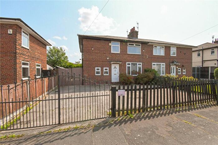 3 Bedroom Semi-Detached House For Sale In Princes Road, Ellesmere Port, Cheshire, CH65
