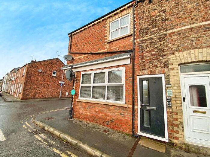 1 Bedroom Flat To Rent In Garfield Terrace, York, YO26