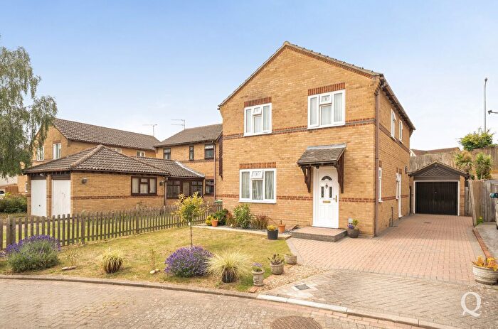 4 Bedroom Detached House For Sale In Pavilion Drive, Kemsley, Sittingbourne, Kent, ME10