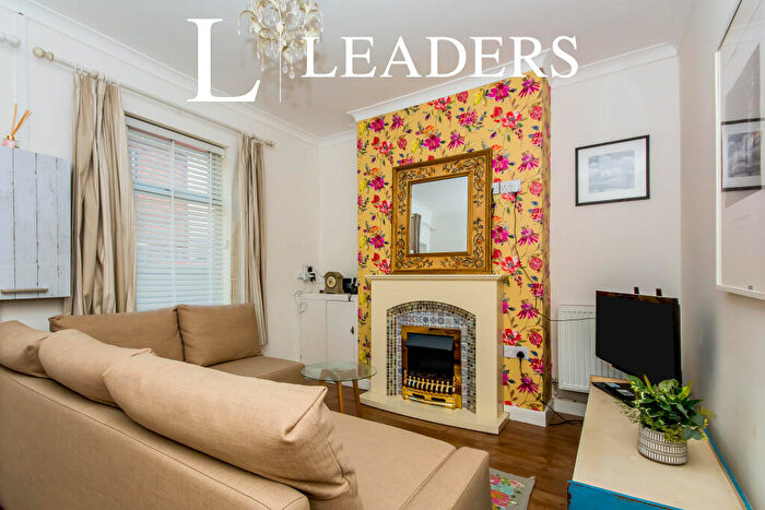 2 Bedroom End Of Terrace House To Rent In Victoria Road, Sutton-On-Sea, LN12