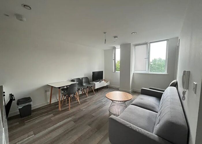 1 Bedroom Flat To Rent In -, Talbot Road, Old Trafford, Manchester, M16