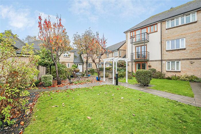 1 Bedroom Flat For Sale In Manor House Way, Middlesex, TW7