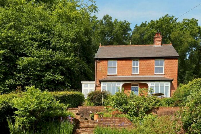 4 Bedroom Detached House For Sale In Sandy Lane, Haslemere, GU27