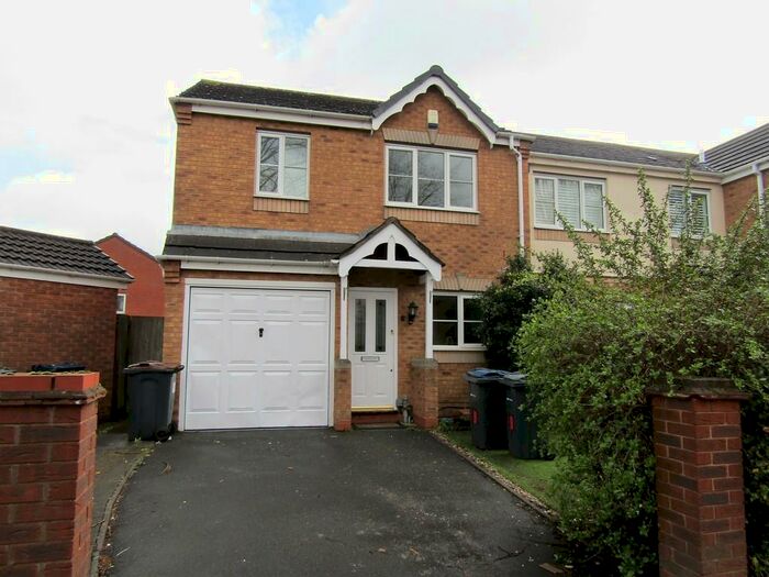 3 Bedroom End Of Terrace House To Rent In Paget Road, Erdington, Birmingham, B24