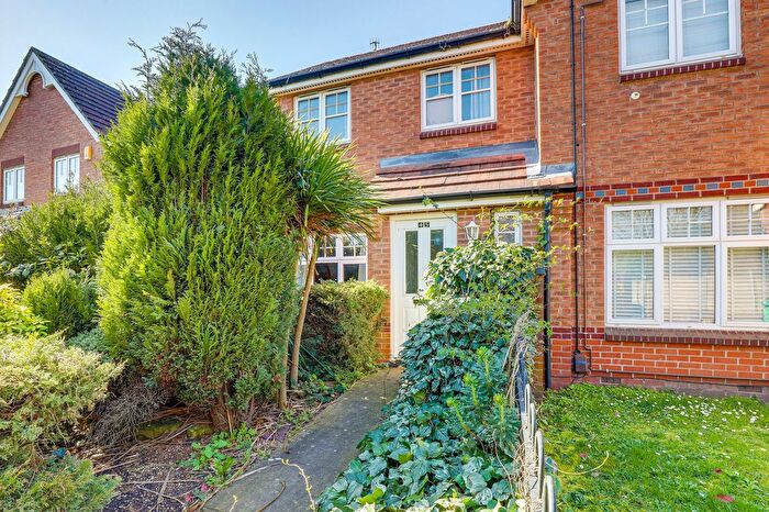 3 Bedroom Terraced House For Sale In Quorn Road, Nottingham, NG5