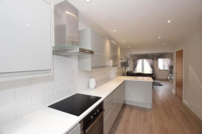3 Bedroom Terraced House For Sale In Albion Street, Wallasey, CH45