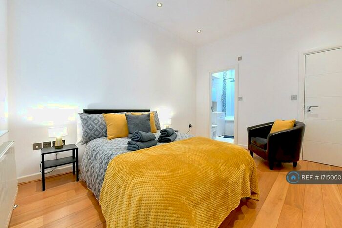 2 Bedroom Flat To Rent In Holders Hill Road, London, NW4