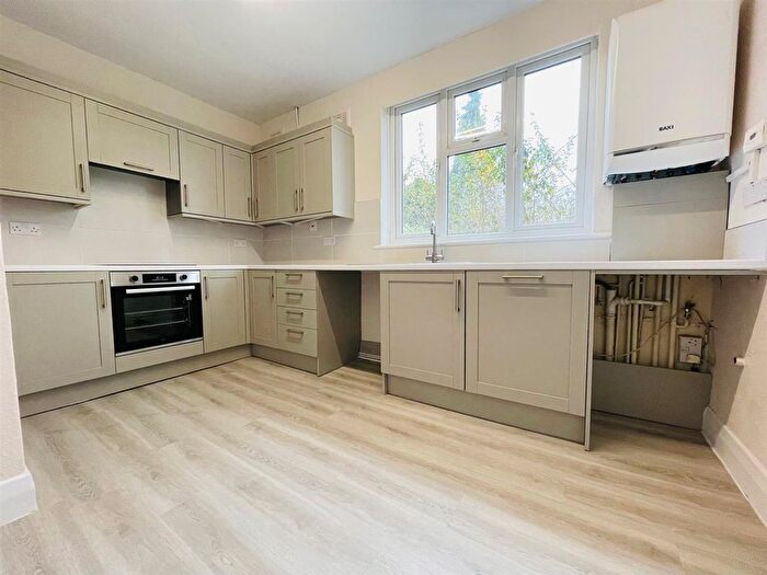 3 Bedroom Flat To Rent In London Road, Stoneygate, LE2
