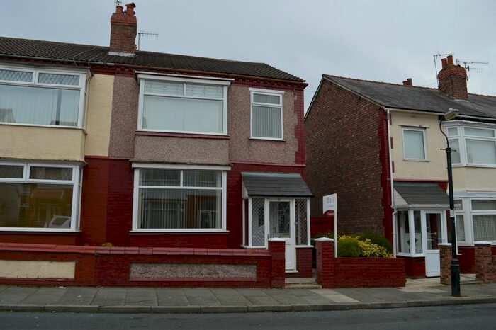 3 Bedroom Semi-Detached House To Rent In College Drive, Bebington, Wirral, CH63