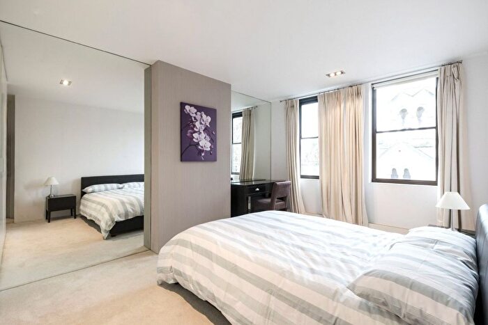 2 Bedroom Flat For Sale In Iverna Gardens, London, W8