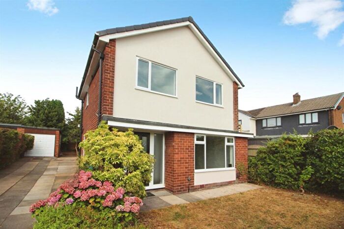 3 Bedroom Detached House To Rent In Ashlea Close, Garforth, Leeds, LS25