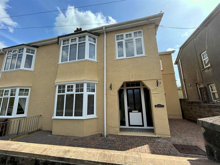 4 Bedroom Semi-Detached House To Rent In Station Road, Pontyberem, Llanelli, SA15