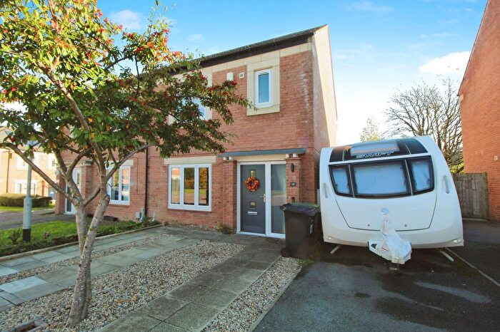 3 Bedroom Semi-Detached House For Sale In Fern Close, Prudhoe, NE42