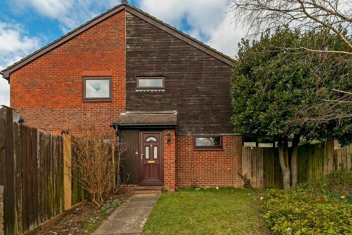 1 Bedroom Semi-Detached House To Rent In Lowden Close, Winchester, SO22
