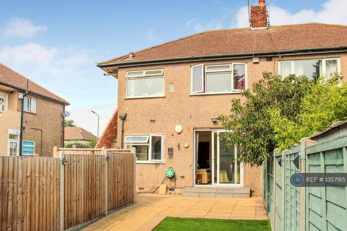 2 Bedroom Maisonette To Rent In Parkside Avenue, Bexleyheath, DA7