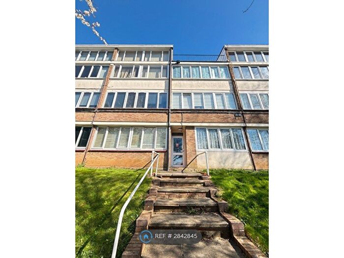 1 Bedroom Flat To Rent In Dunstable Road, Luton, LU4