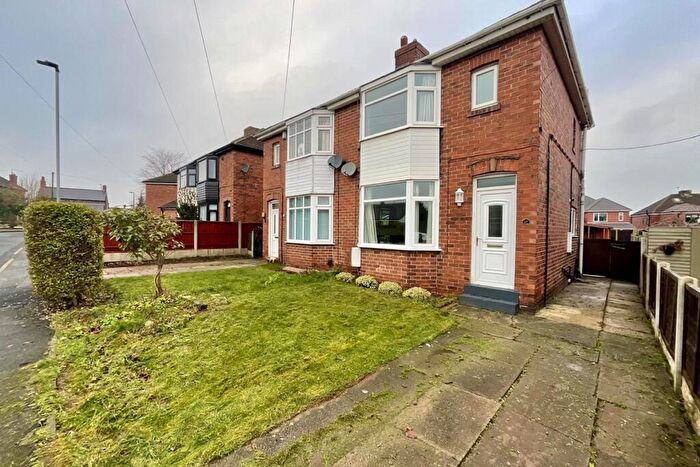 3 Bedroom Semi Detached House For Sale In Arlington Avenue, Aston, Sheffield, S26