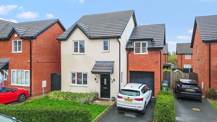 3 Bedroom Detached House For Sale In Hulme Gardens, Leigh, WN7