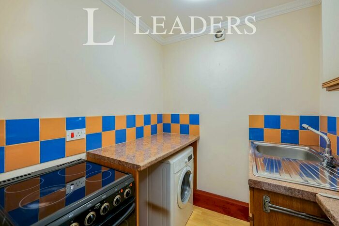 1 Bedroom Apartment To Rent In Milton Road, PO3