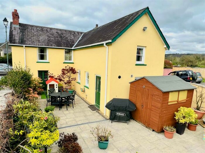3 Bedroom Detached House For Sale In Castle Street, Llandovery, SA20