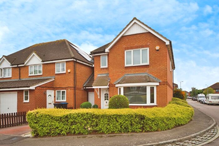 4 Bedroom House For Sale In Punchard Crescent, Enfield, EN3