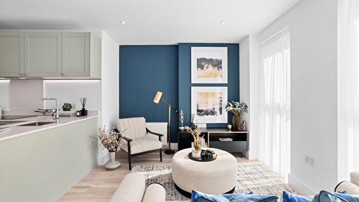 2 Bedroom Flat For Sale In Palliser Road, London, W14