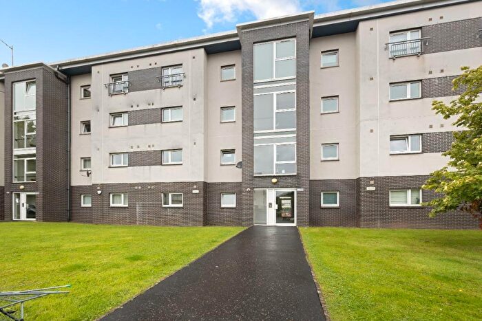 2 Bedroom Flat To Rent In Shields Road, Pollokshields, Glasgow, G41
