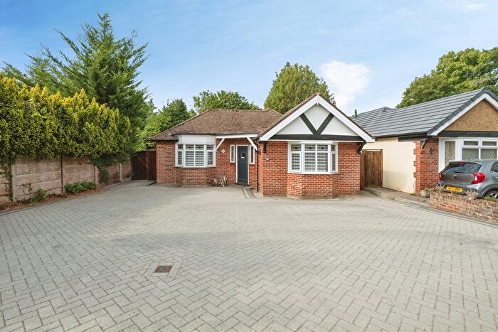 3 Bedroom Bungalow To Rent In Randalls Road, Leatherhead, Surrey, KT22