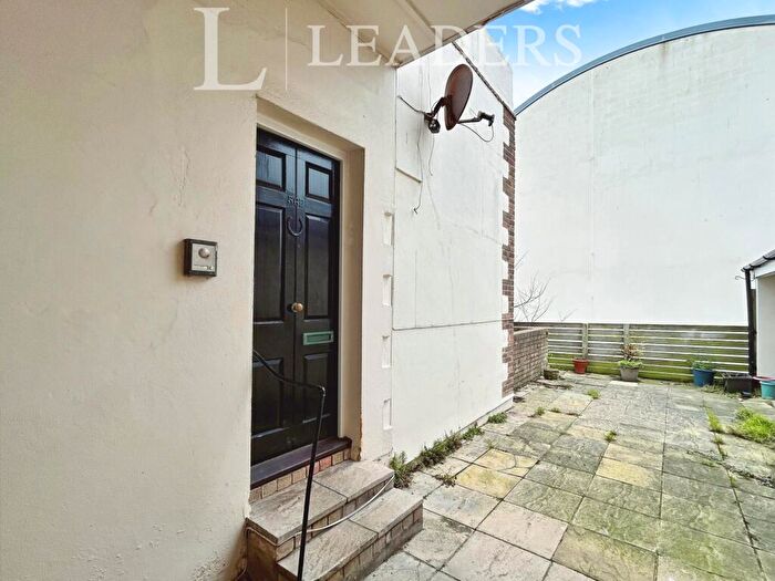 1 Bedroom Apartment To Rent In Waterloo Street, Hove, BN3